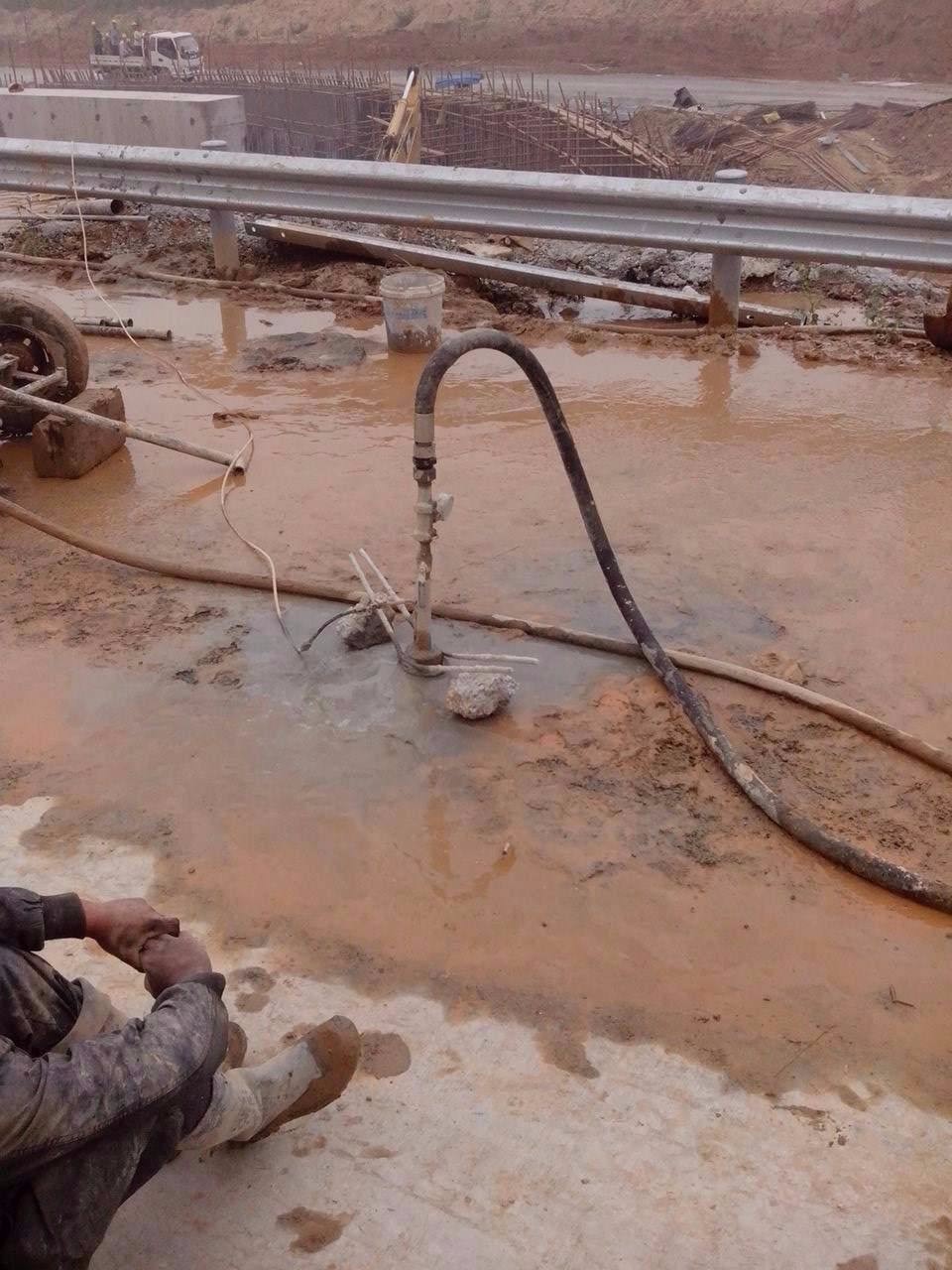 杨林尾镇路基压密注浆